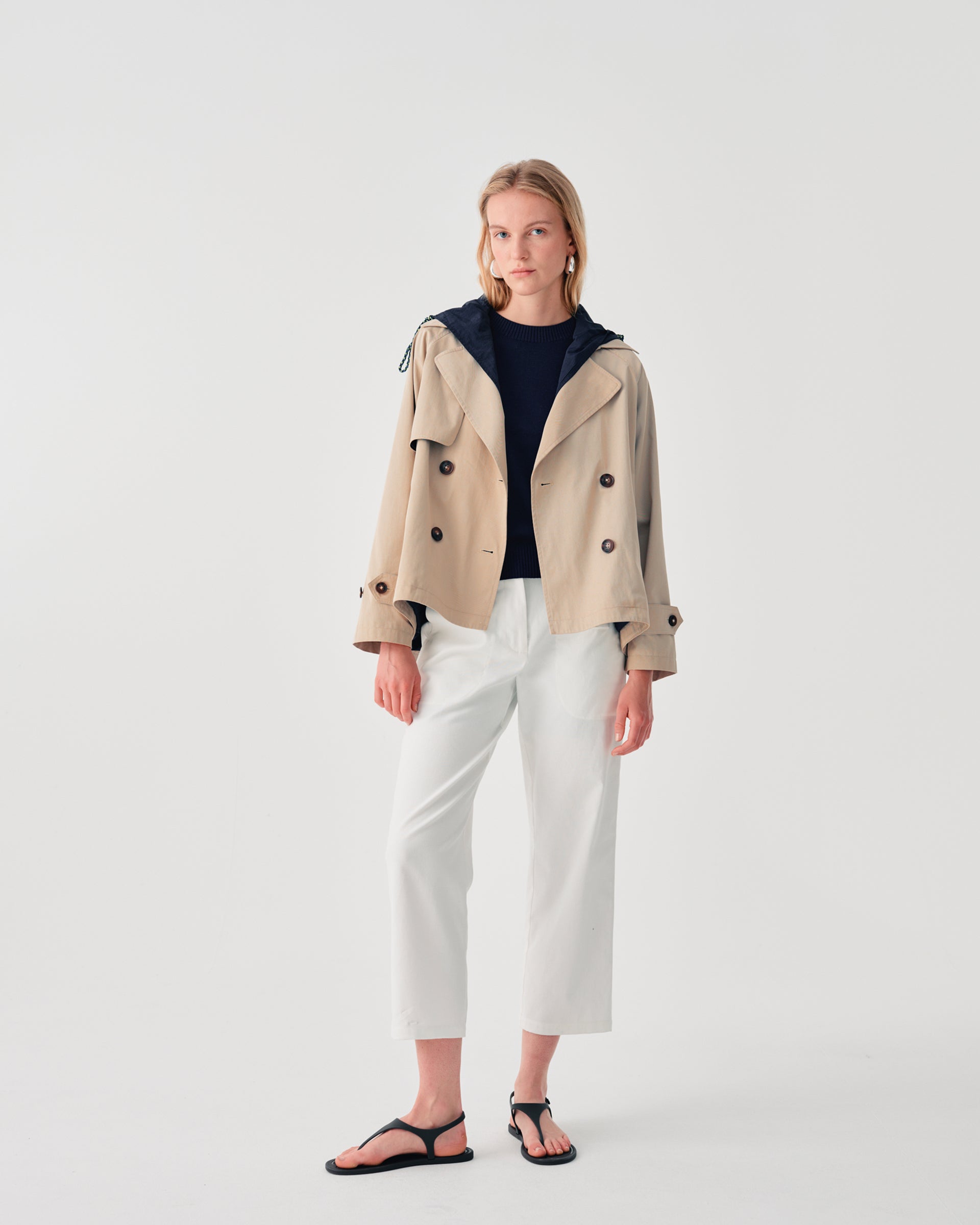 SHORT TRENCH COAT WITH HOOD | Beatrice .b