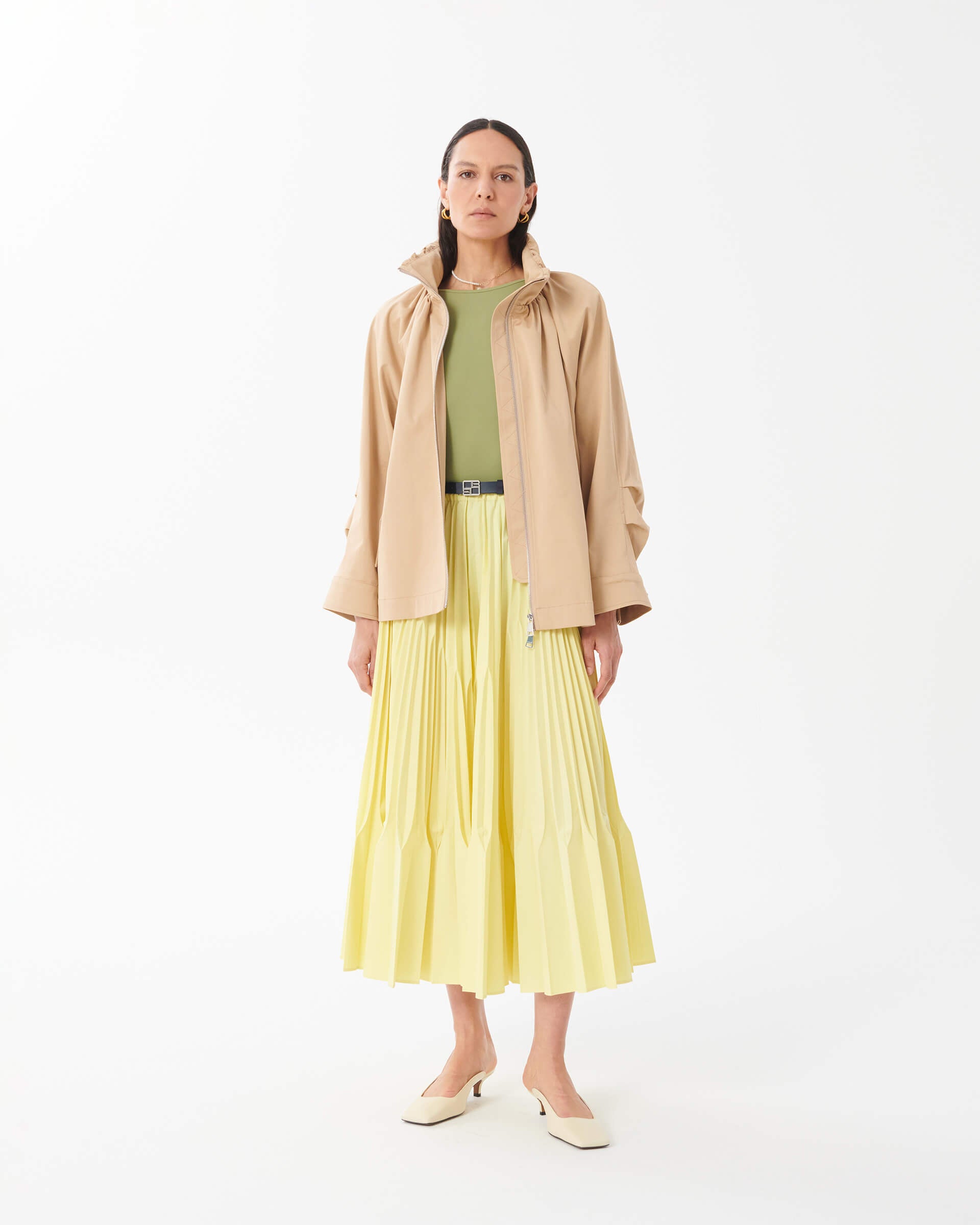イタリアブランドBEATRICE .bホワイト フレアスカート Beatrice .b - Midi Skirt with Curved Pleats