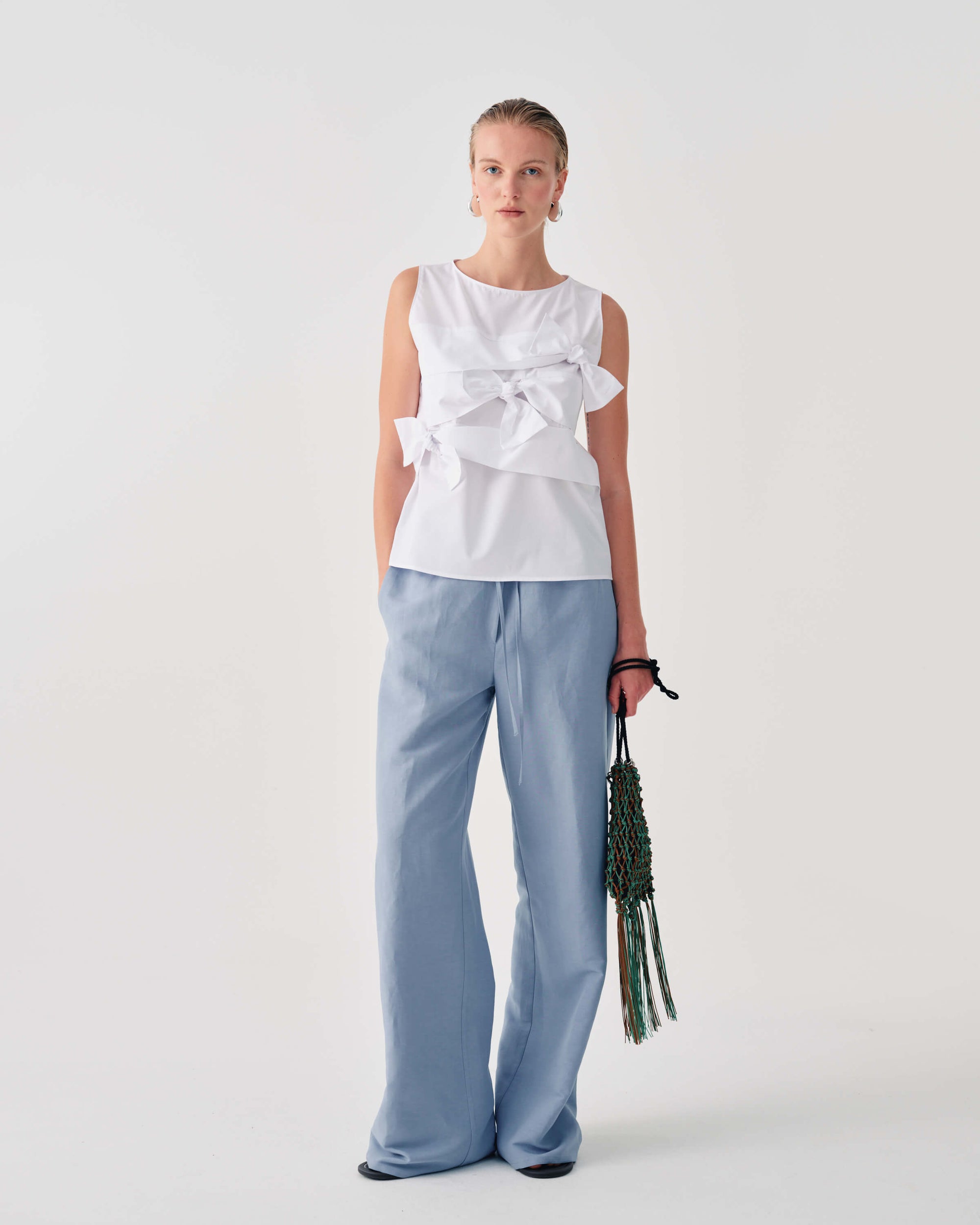 WIDE-LEG TROUSERS
