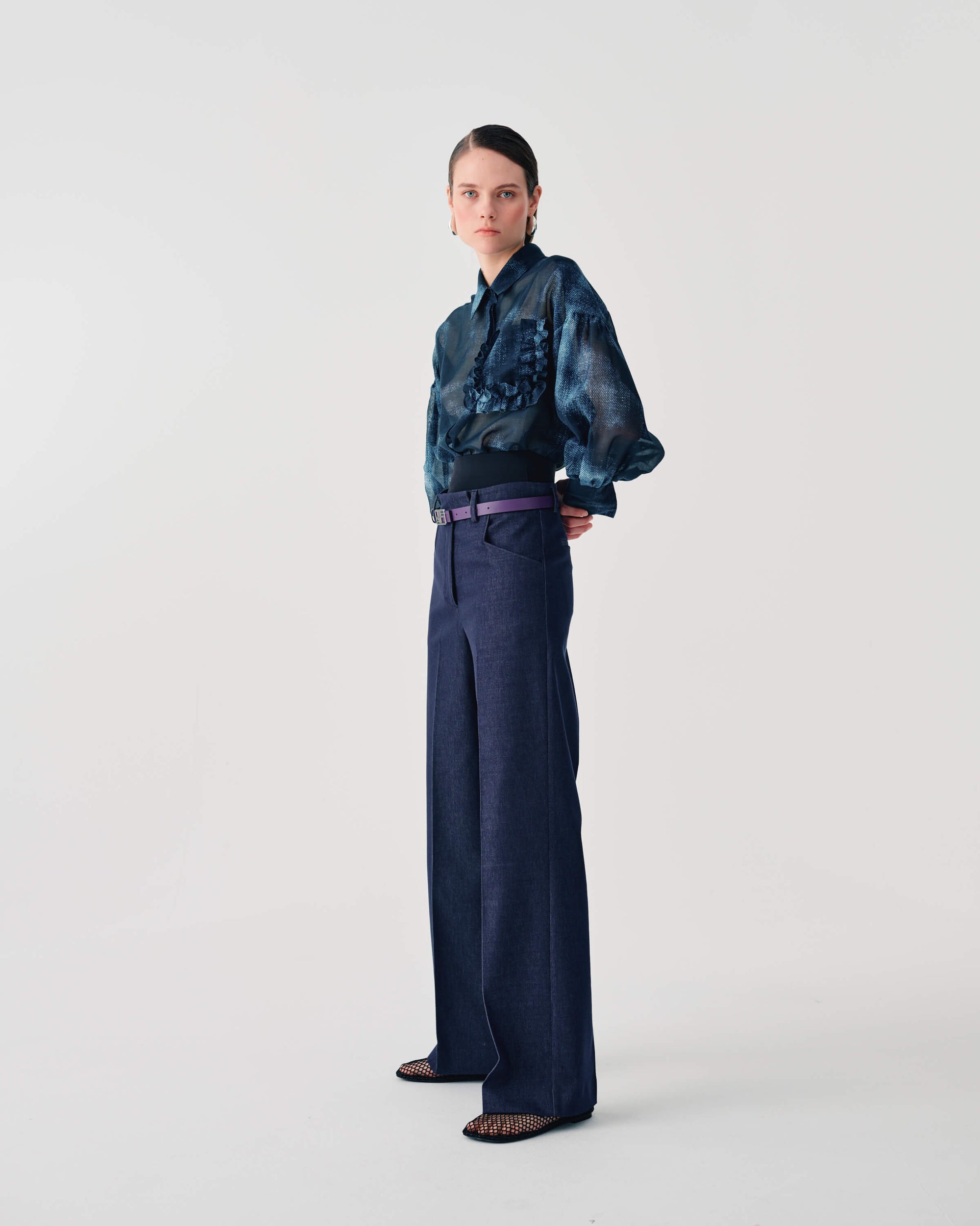 STRAIGHT-LEG TROUSERS