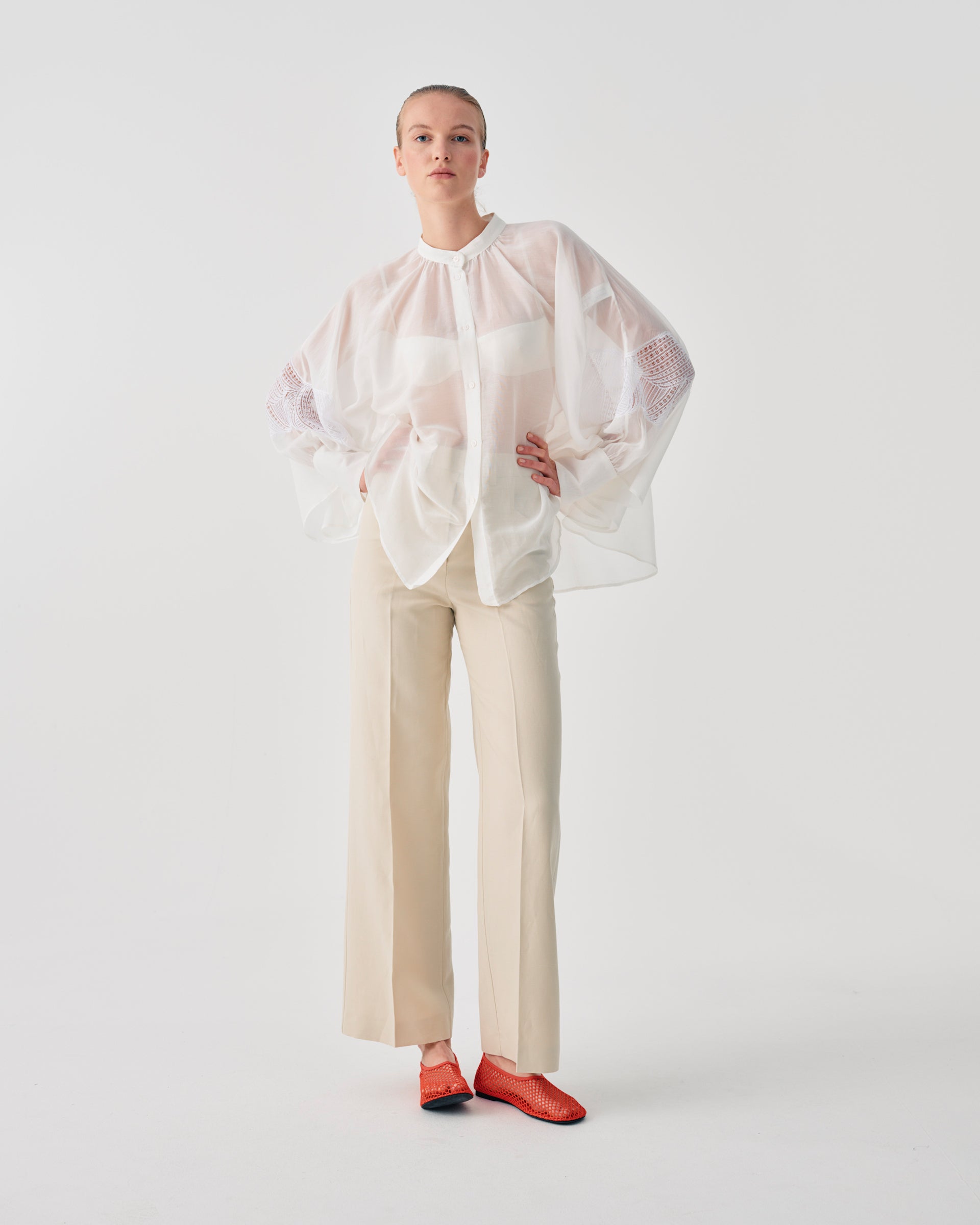 PANTALONE A GAMBA DRITTA