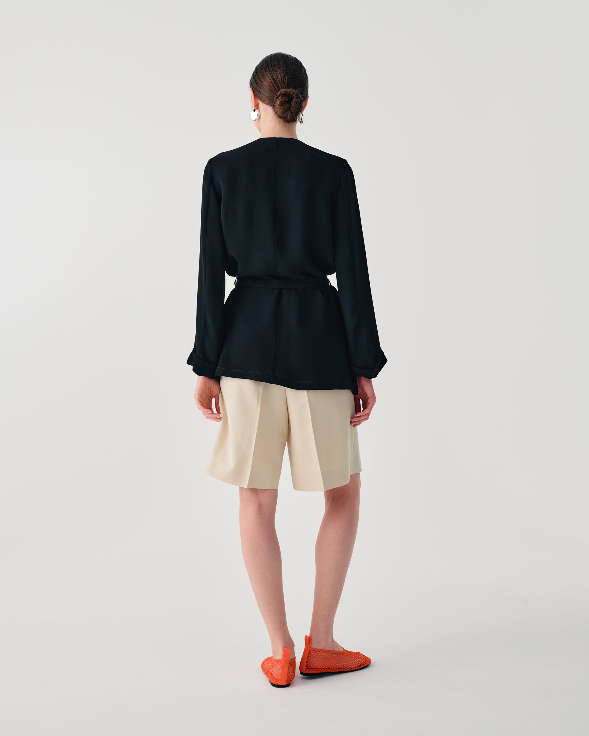 PLEATED BERMUDA SHORTS