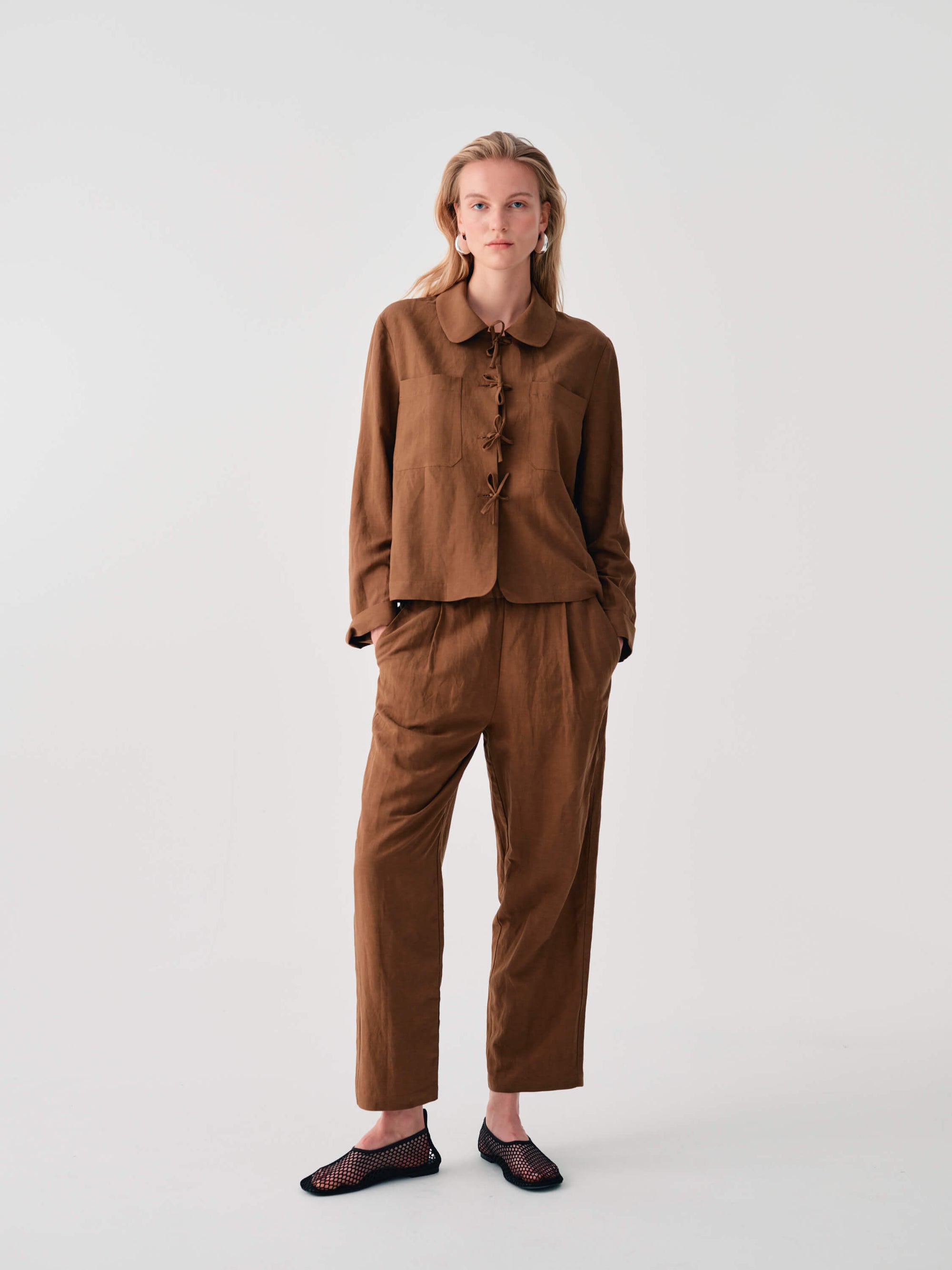 WIDE-LEG TROUSERS WITH ELASTIC WAIST