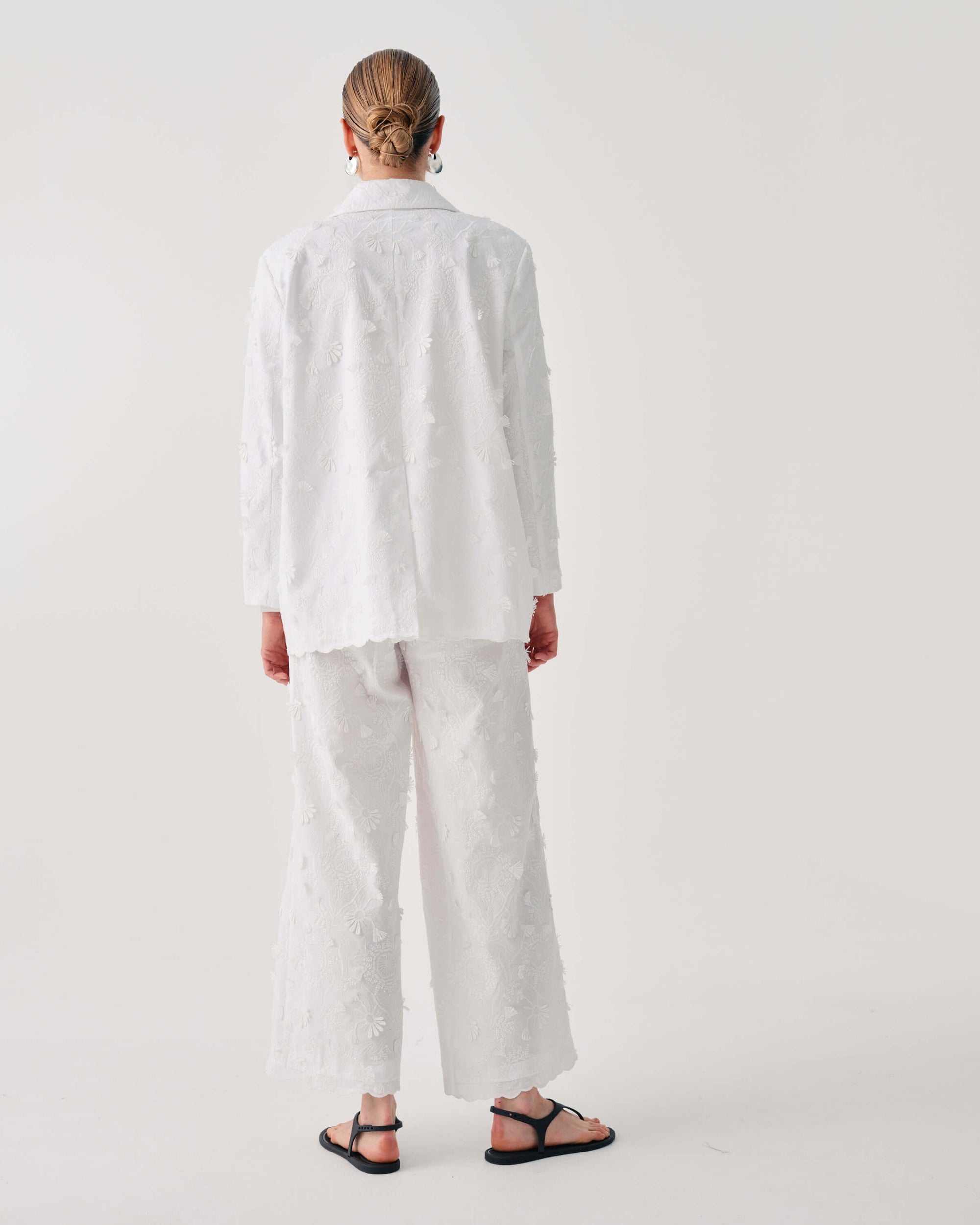 FLORAL EMBROIDERED LACE TROUSERS