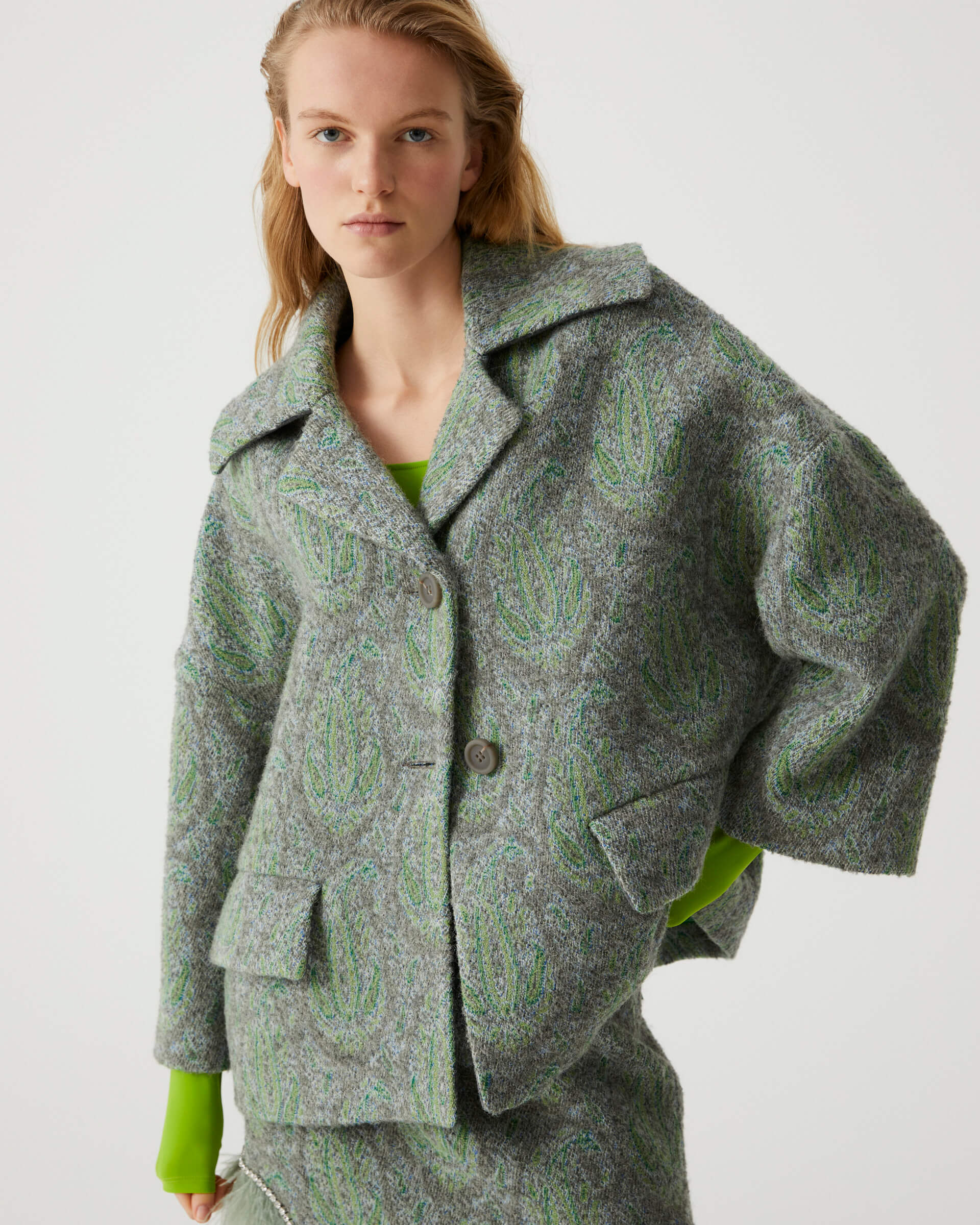 short jacquard wool peacoat