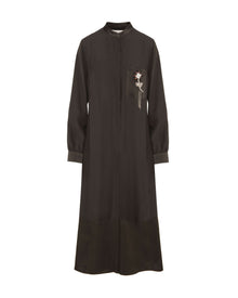 DRESS WITH APPLICATION