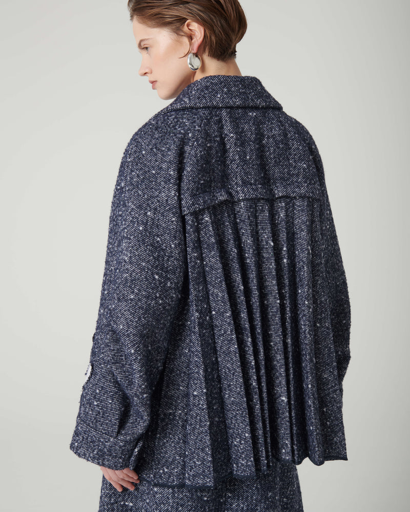 CAPPOTTO CORTO CON FIORI DI AGO