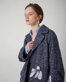 CAPPOTTO CORTO CON FIORI DI AGO