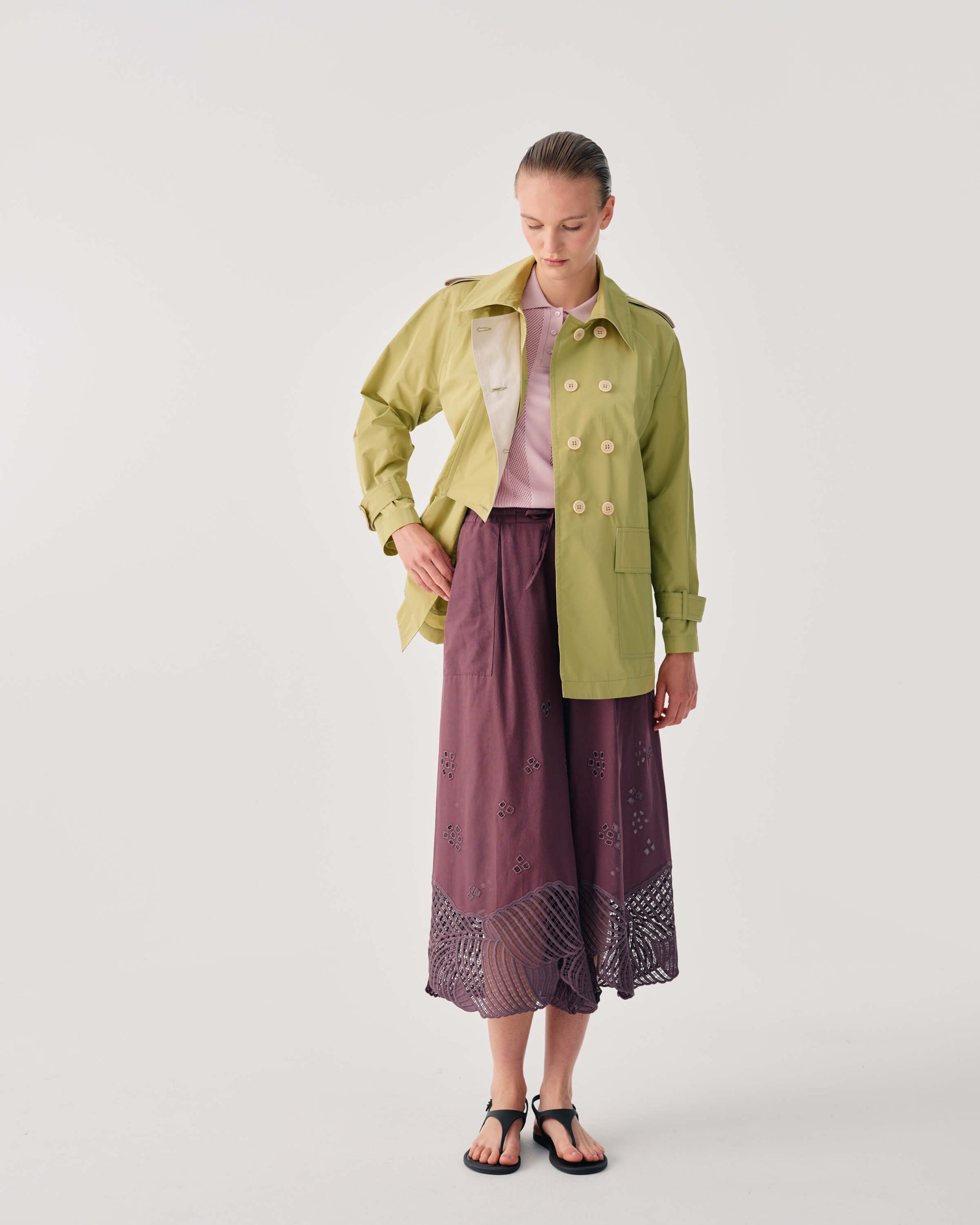 SHORT SINGLE-BREASTED TRENCH COAT