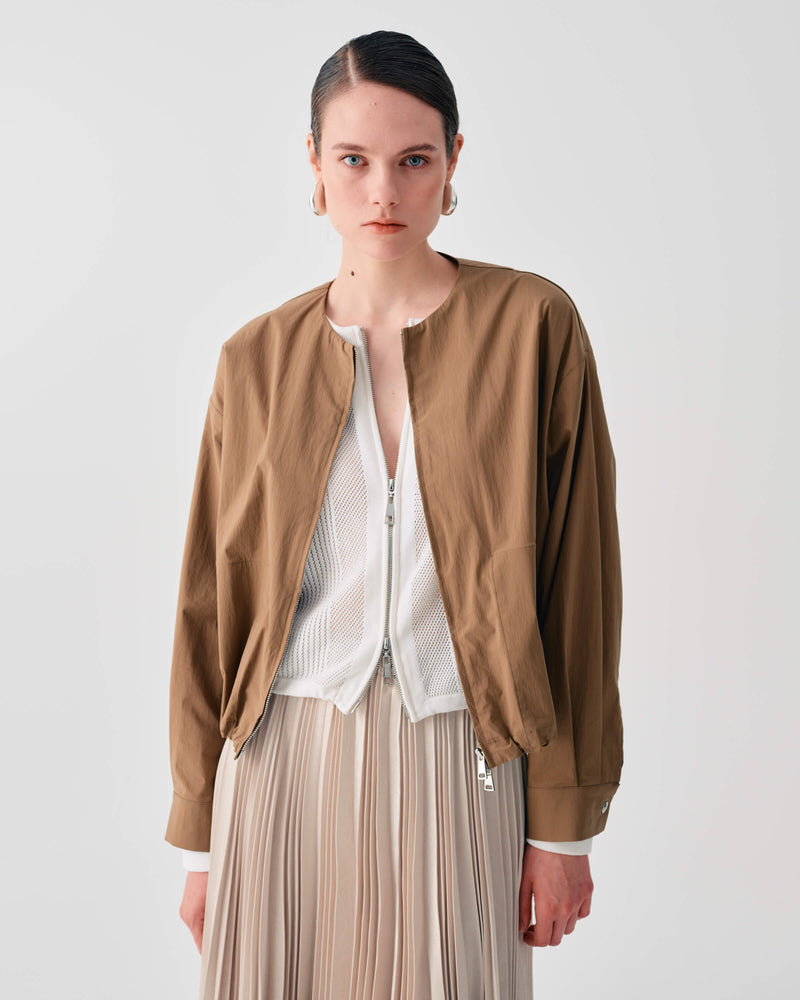 LIGHT JACKET WITH ZIP AND DRAWSTRING