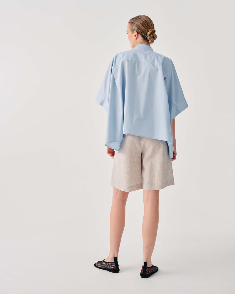 SHIRT WITH CONTRAST EMBROIDERY