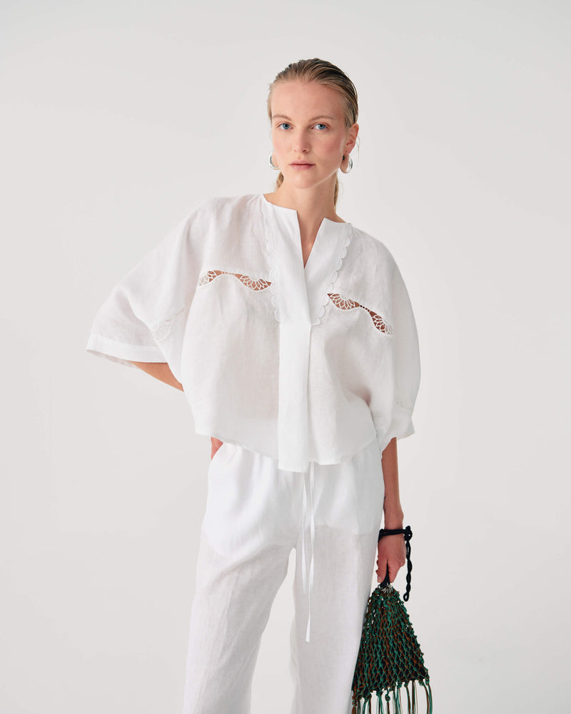 LINEN BLOUSE WITH LACE