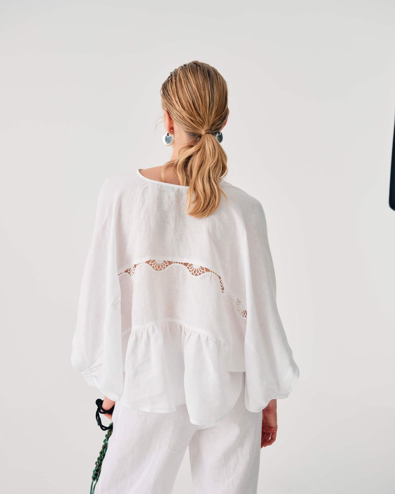 LINEN BLOUSE WITH LACE