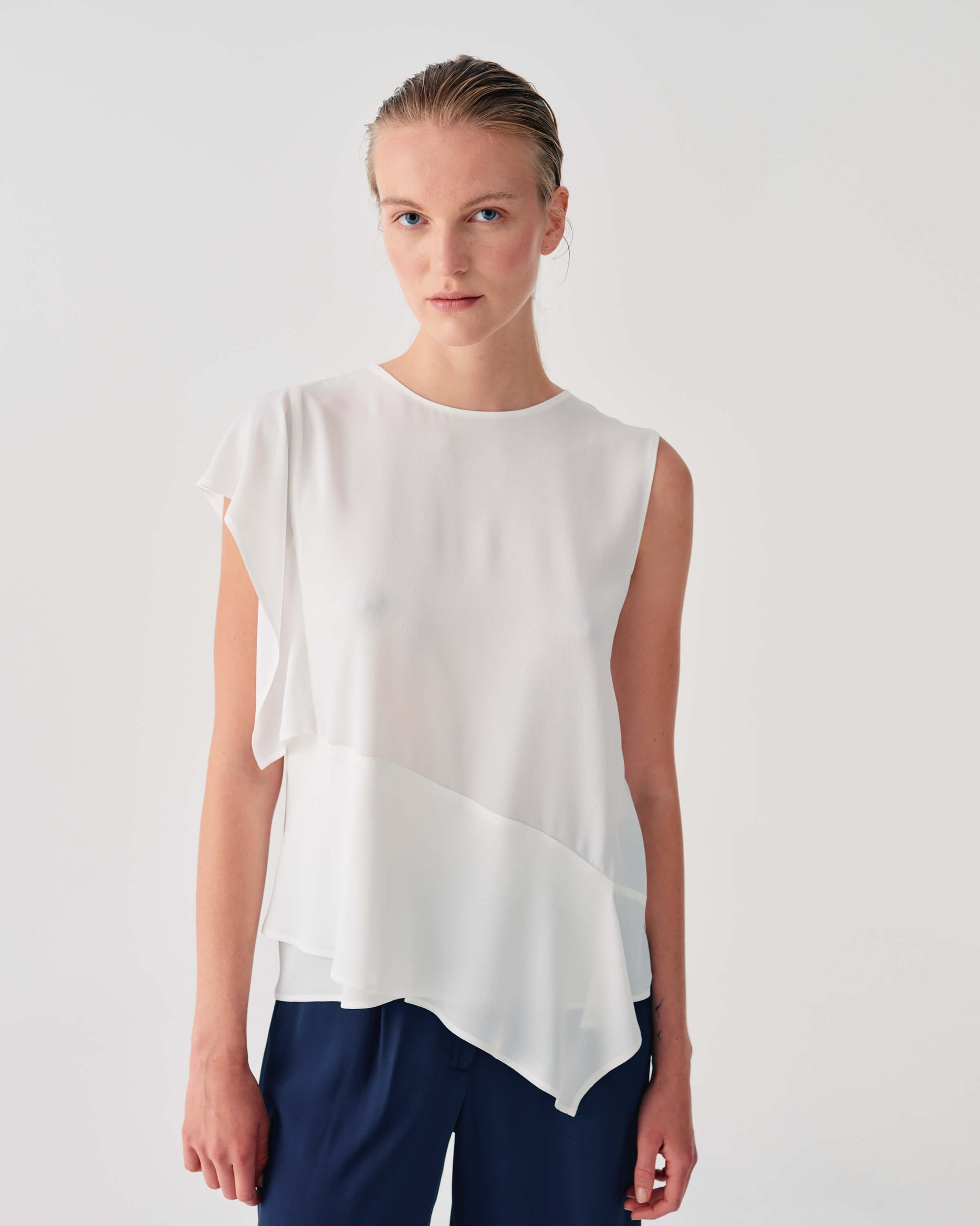 ASYMMETRICAL GEORGETTE TOP