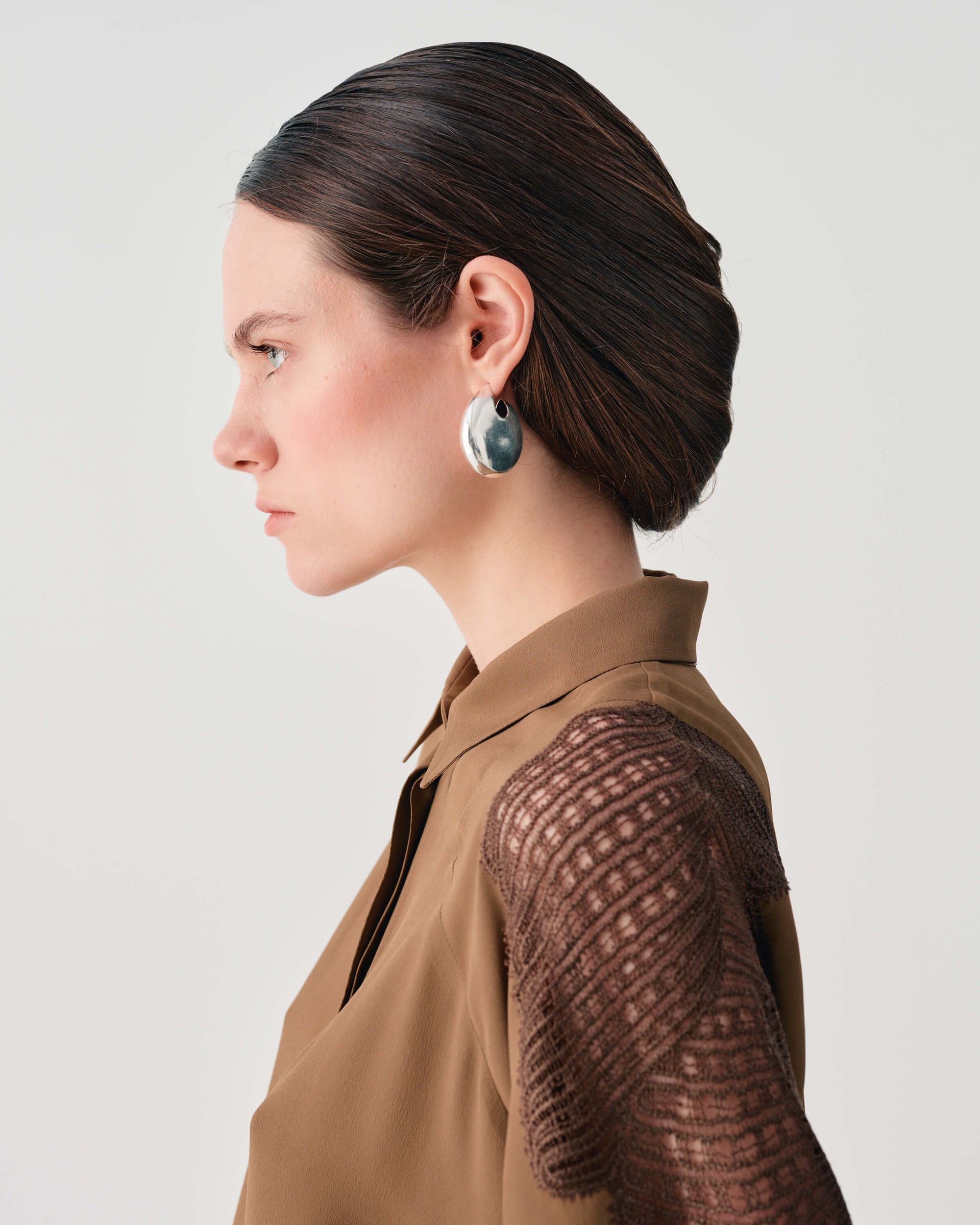 SHIRT WITH LACE DETAILS