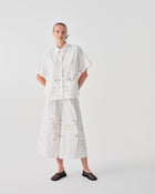 CAMICIA IN COTONE CON RICAMI FLOREALI