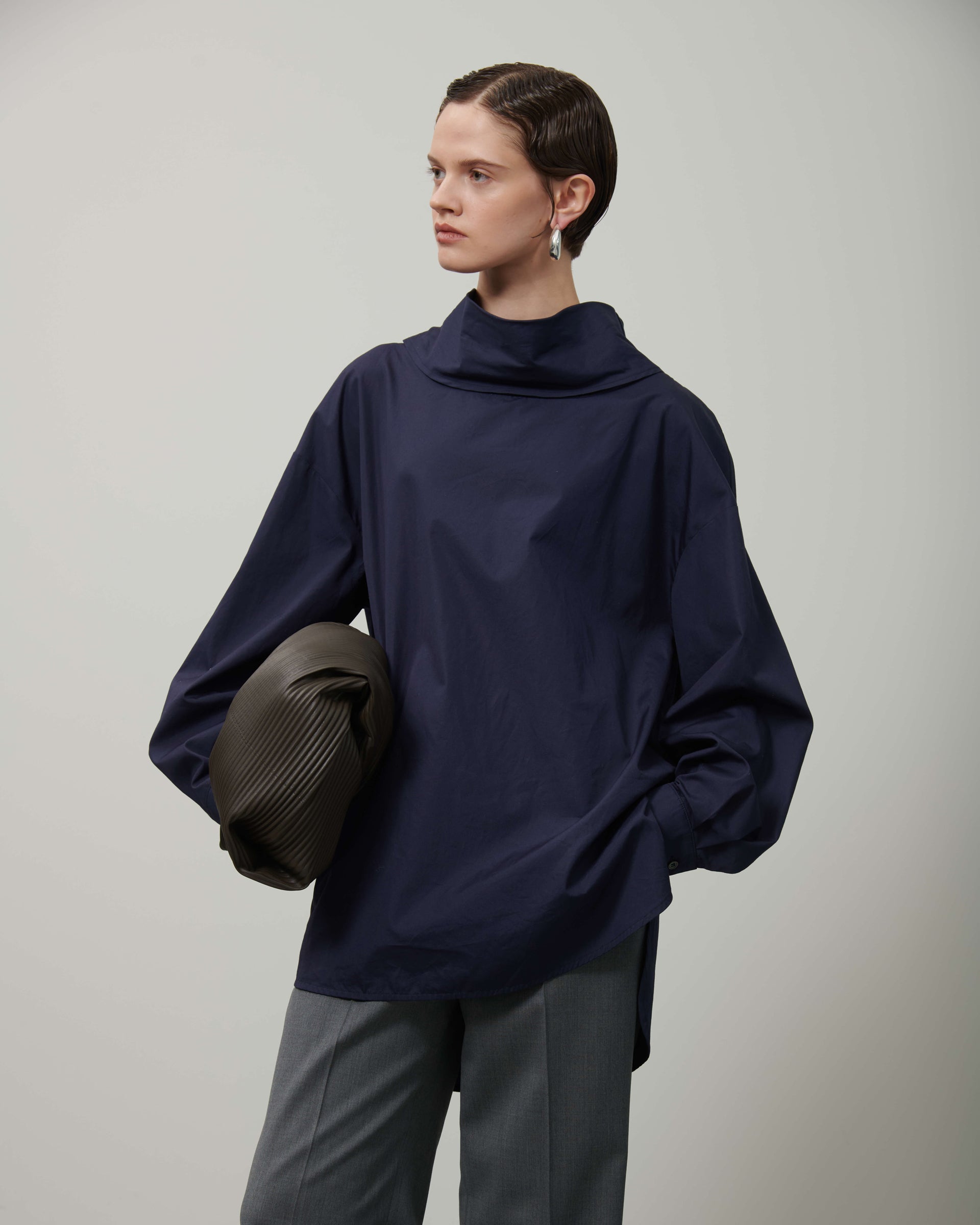 BEATRICE .B 売れ筋商品|||ビートライス Tシャツ トップス レディース Tops Red Women's versatile tops and shirts | Beatrice .b online shop