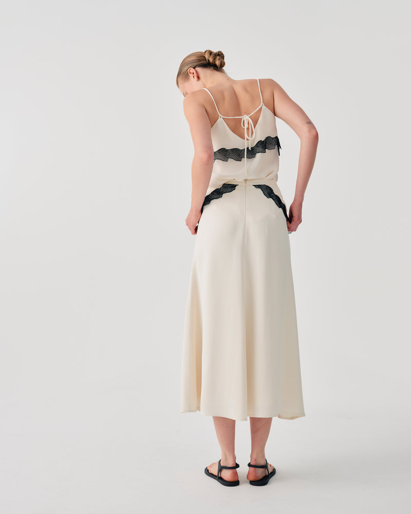 LONG SKIRT WITH LACE DETAIL