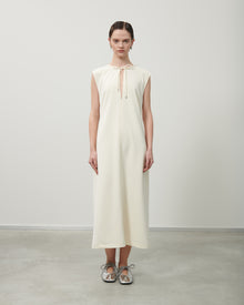 LONG SLEEVELESS DRESS
