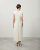 LONG SLEEVELESS DRESS