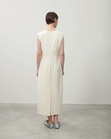 LONG SLEEVELESS DRESS