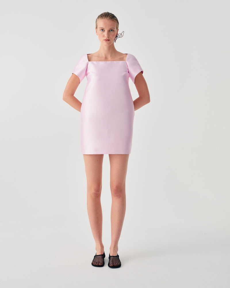 SHORT DUCHESSE DRESS WITH STRUCTURED SLEEVES