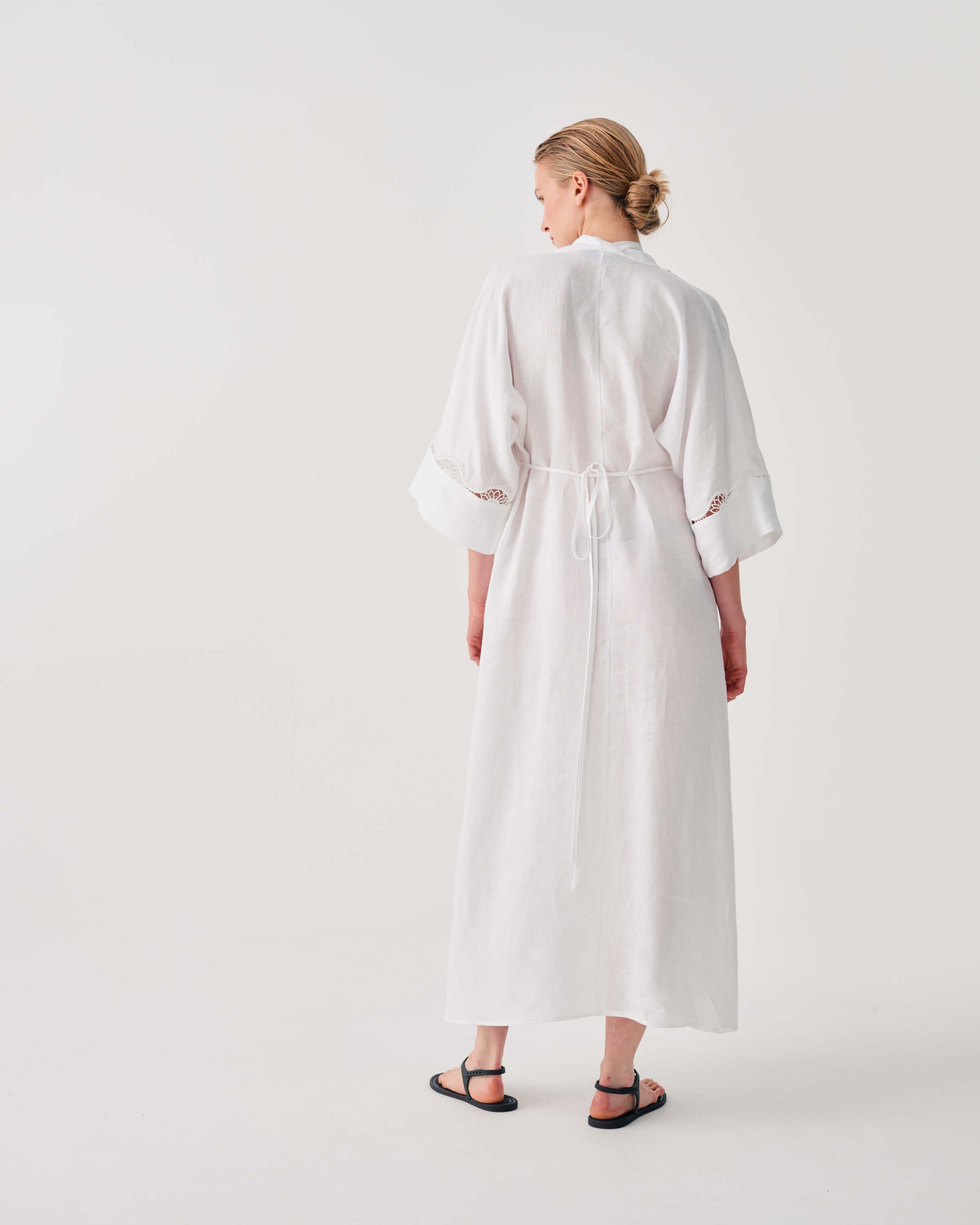 LONG LINEN DRESS WITH LACE