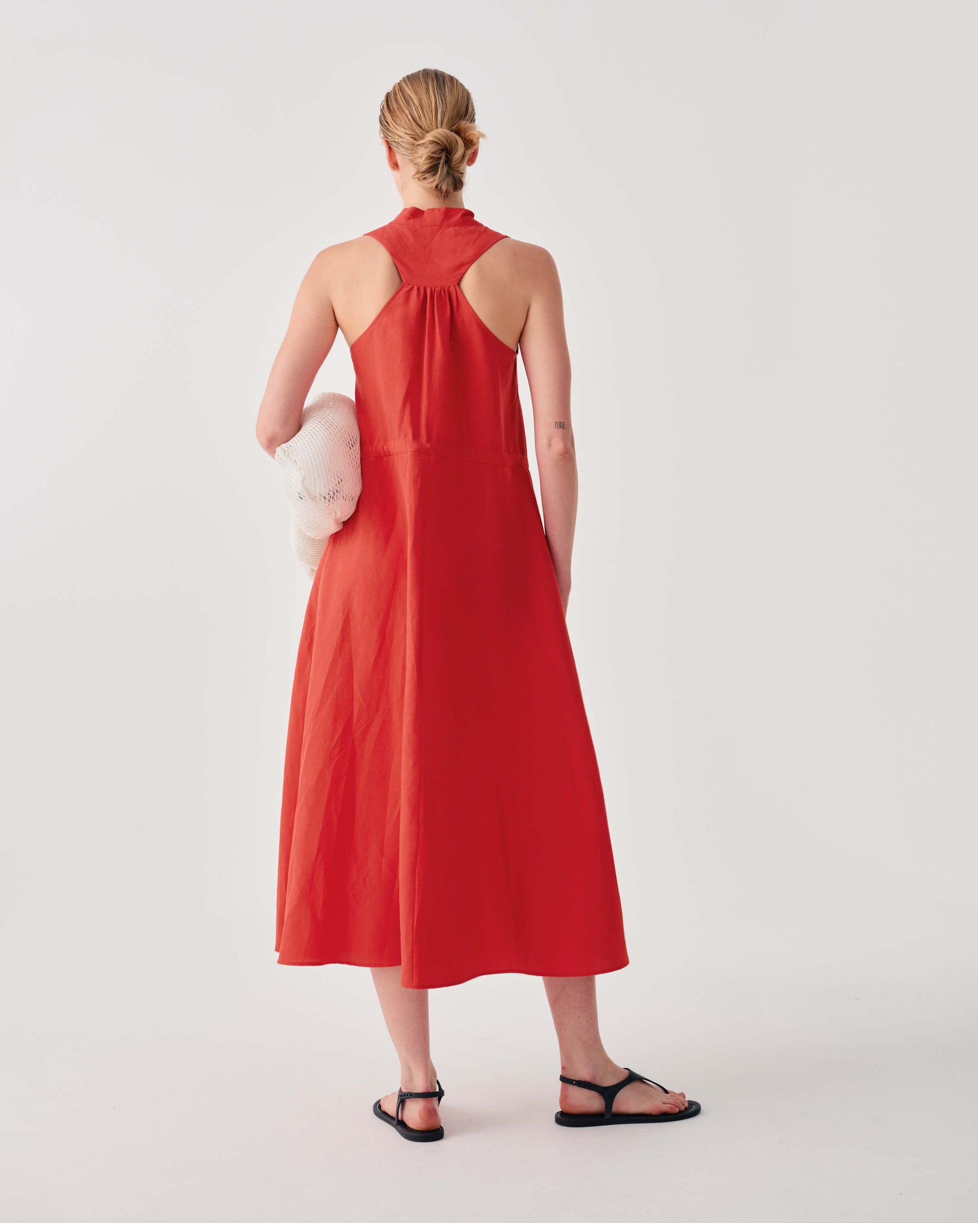 SLEEVELESS LONG DRESS WITH BUTTONS