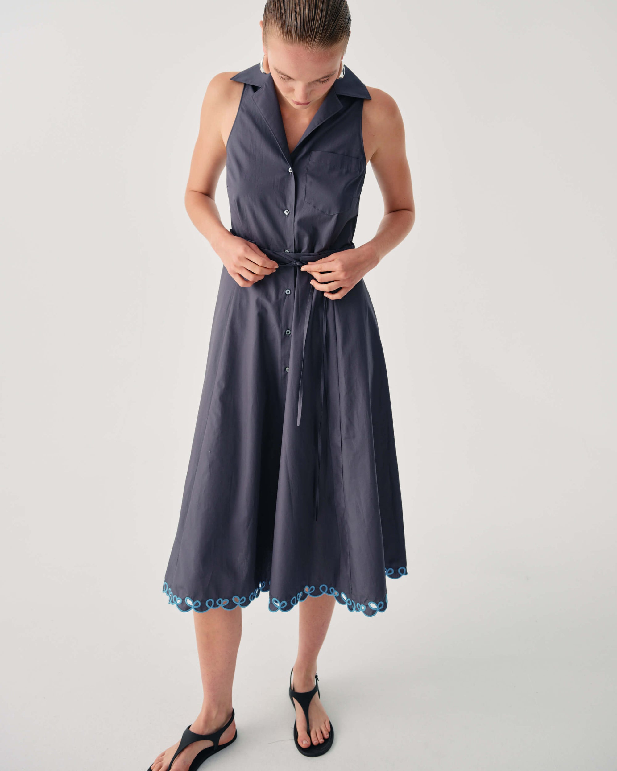 SLEEVELESS SHIRT DRESS WITH EMBROIDERED HEM