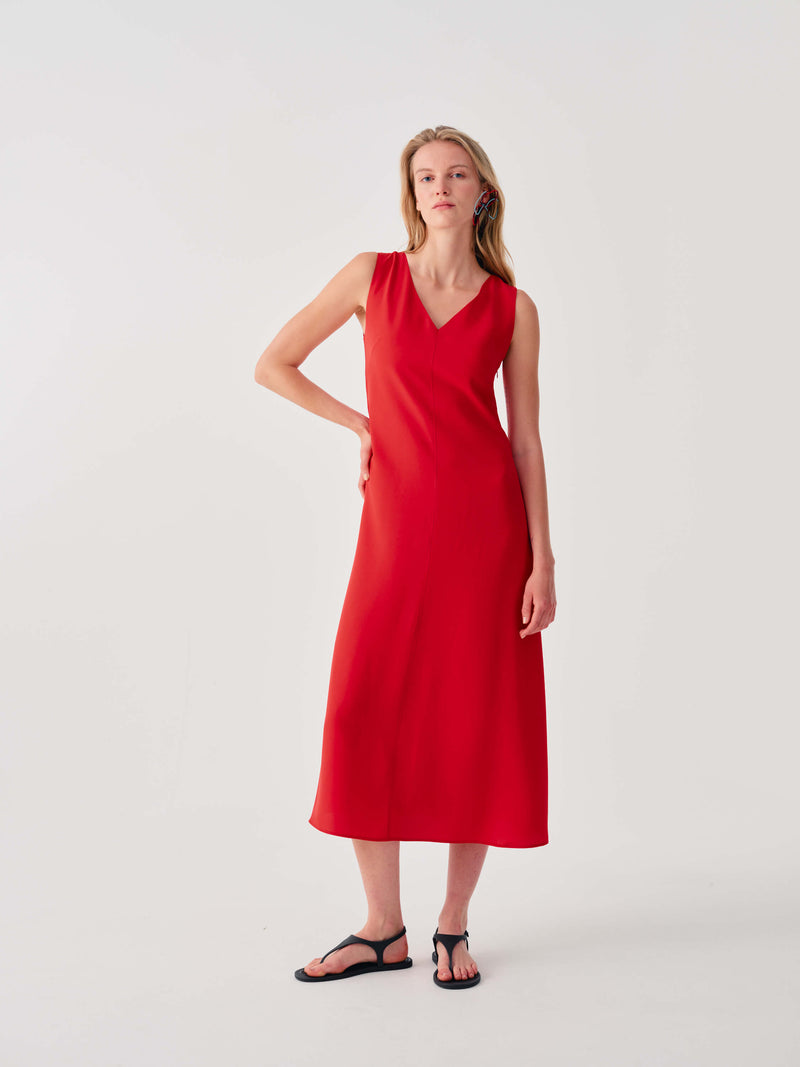 SLEEVELESS LONG DRESS WITH V-NECKLINE