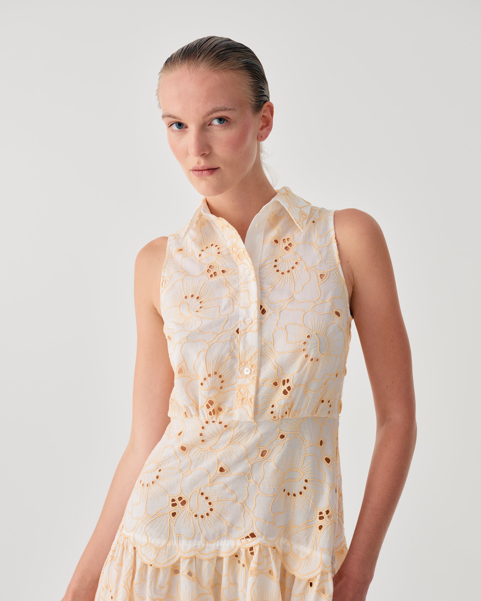 SLEEVELESS LONG DRESS WITH FLORAL EMBROIDERY