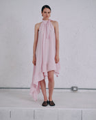 ABITO ASIMMETRICO IN SETA CON CRAVATTA