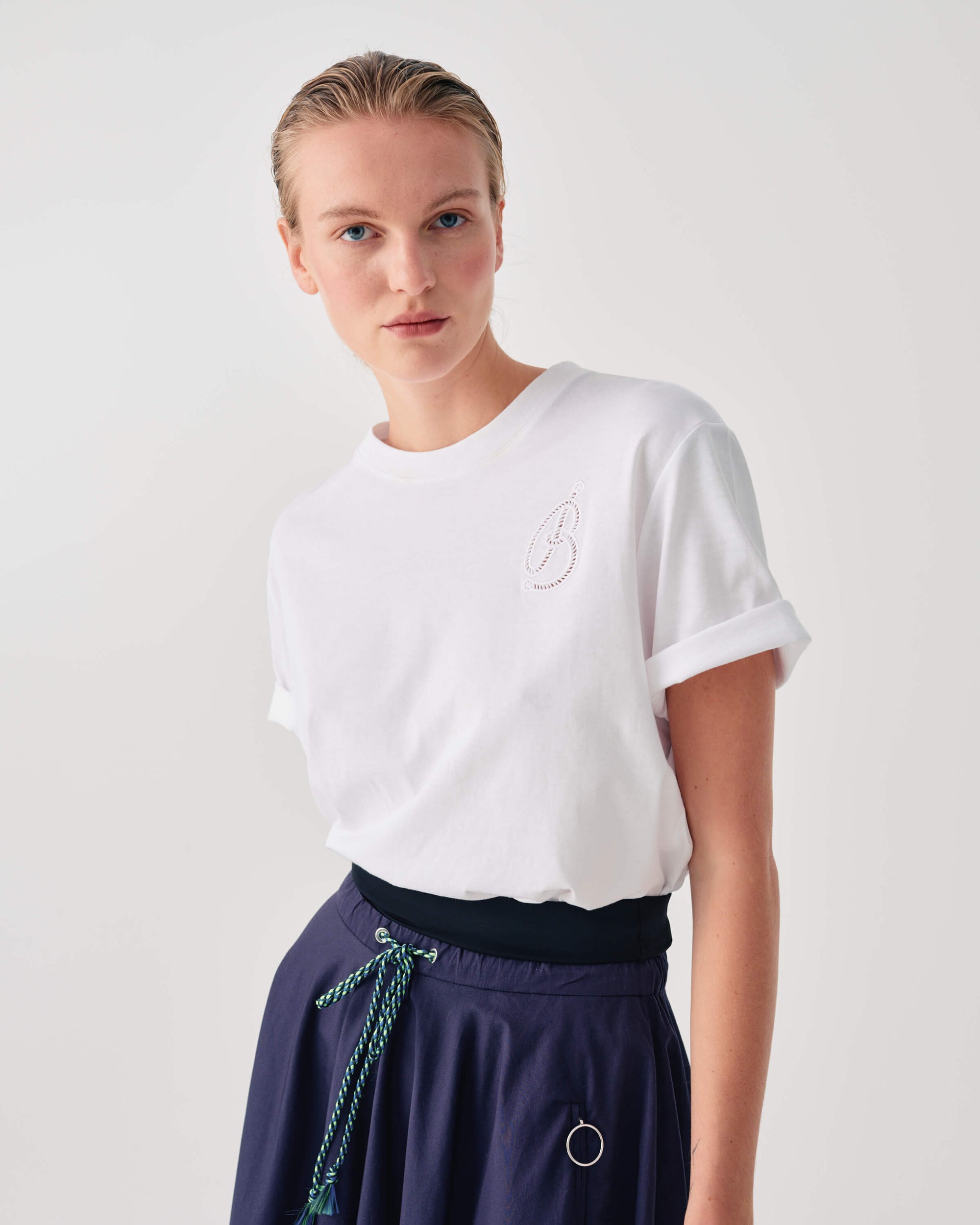 BOXY T-SHIRT WITH EMBROIDERY