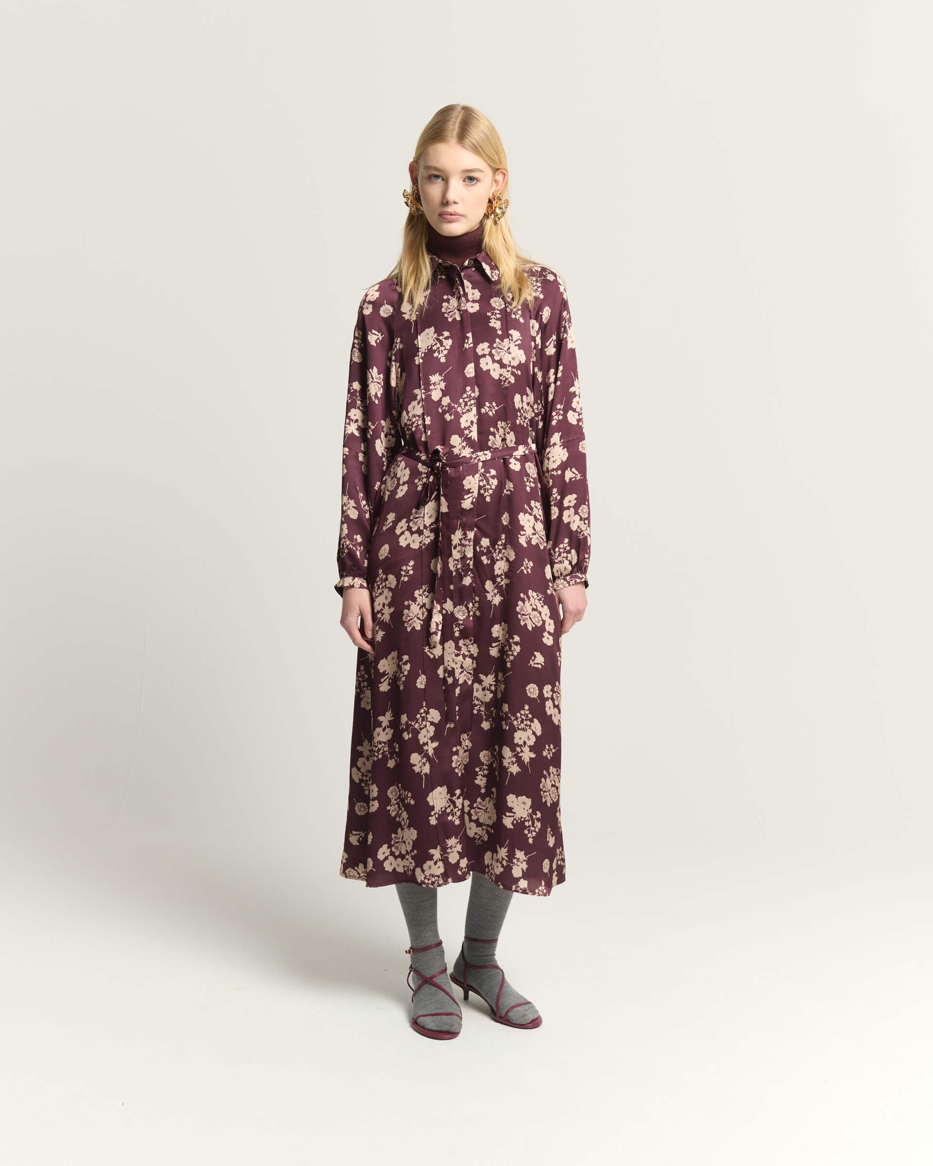 PRINTED FLUID DRESS WITH BELT