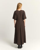 ABITO CON SCOLLO A V E DETTAGLI IN PIZZO