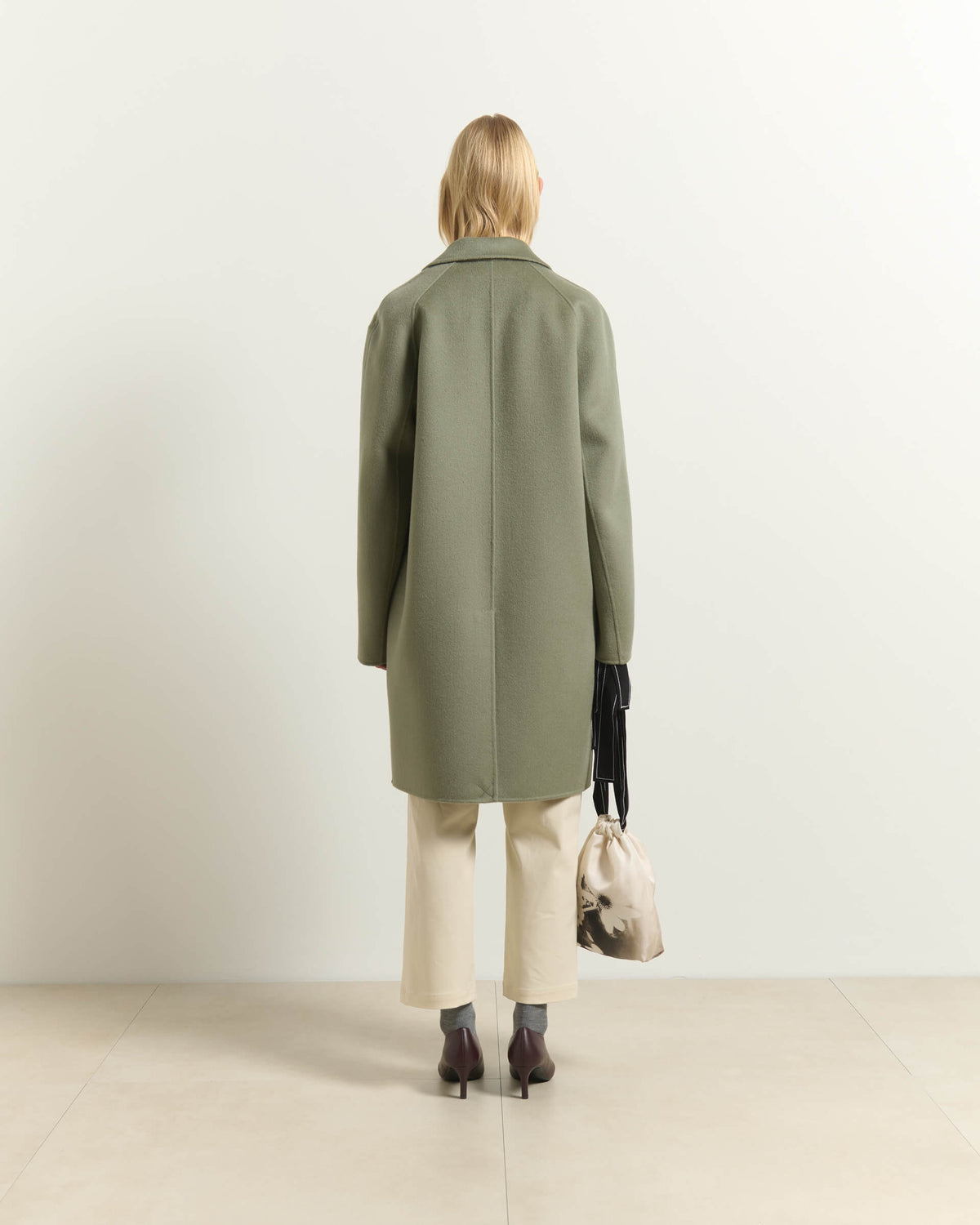 CAPPOTTO MONOPETTO IN LANA CON REVER CLASSICI