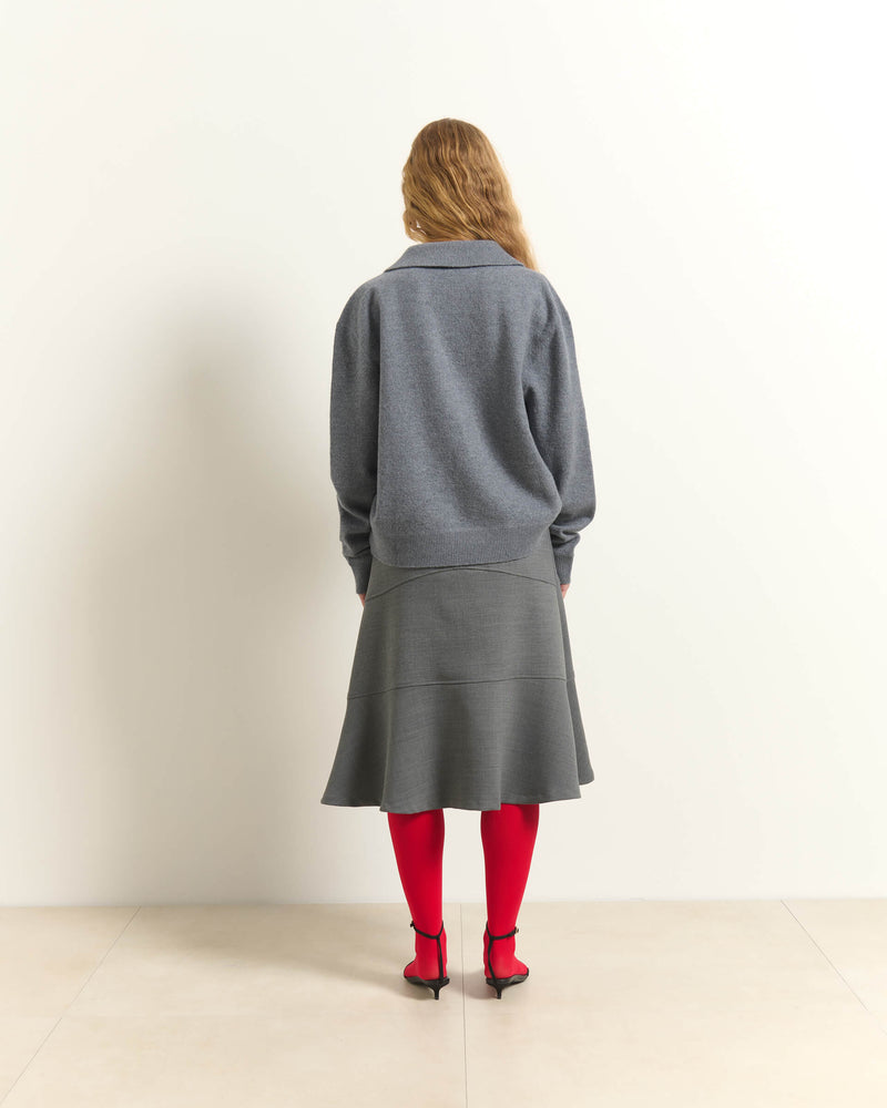 MAGLIONE DI LANA CON SCOLLO A REVERS APERTO