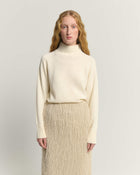 MAGLIONE DOLCEVITA IN LANA CON SPALLE RAGLAN