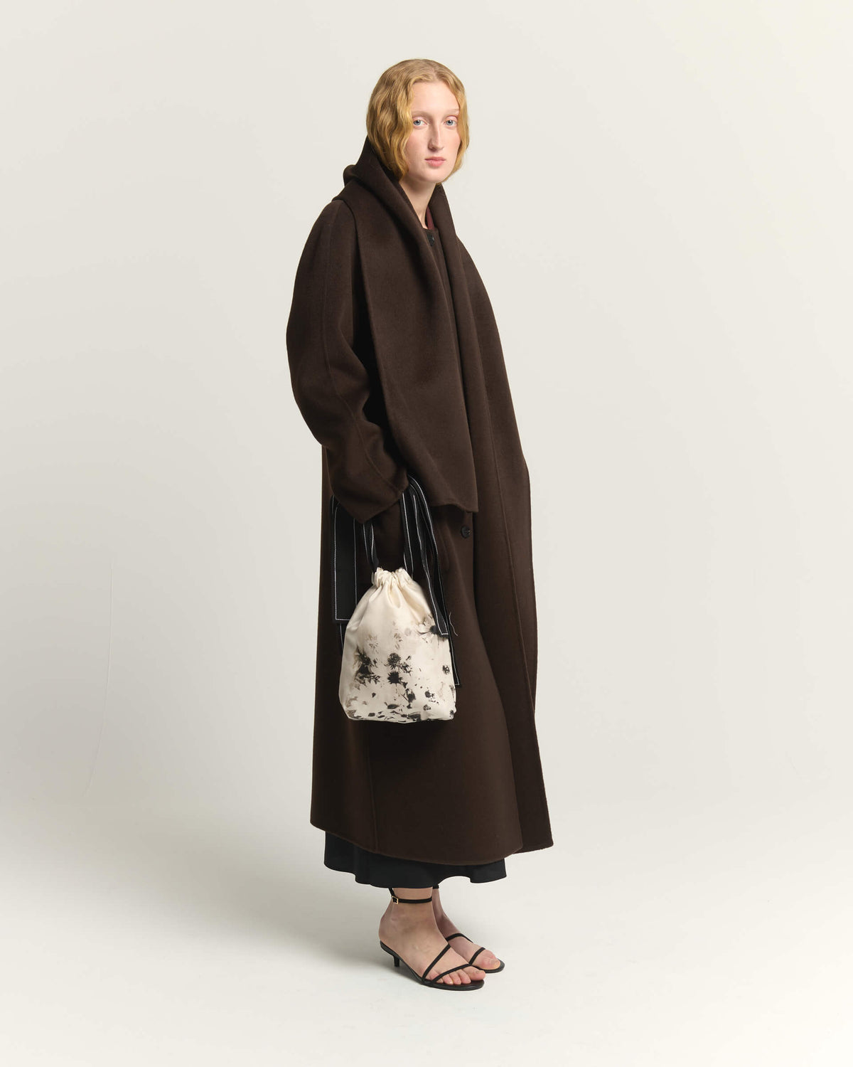 LONG COAT WITH INTEGRATED SCARF