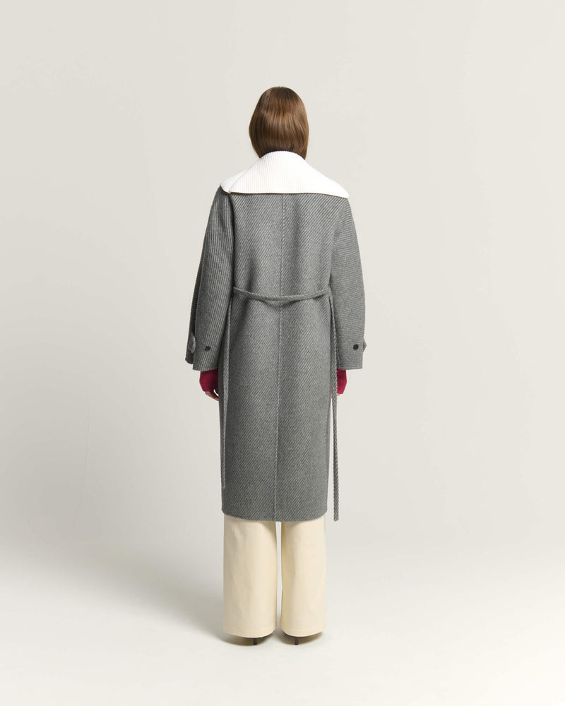 CAPPOTTO CON COLLO A SCIALLERIA