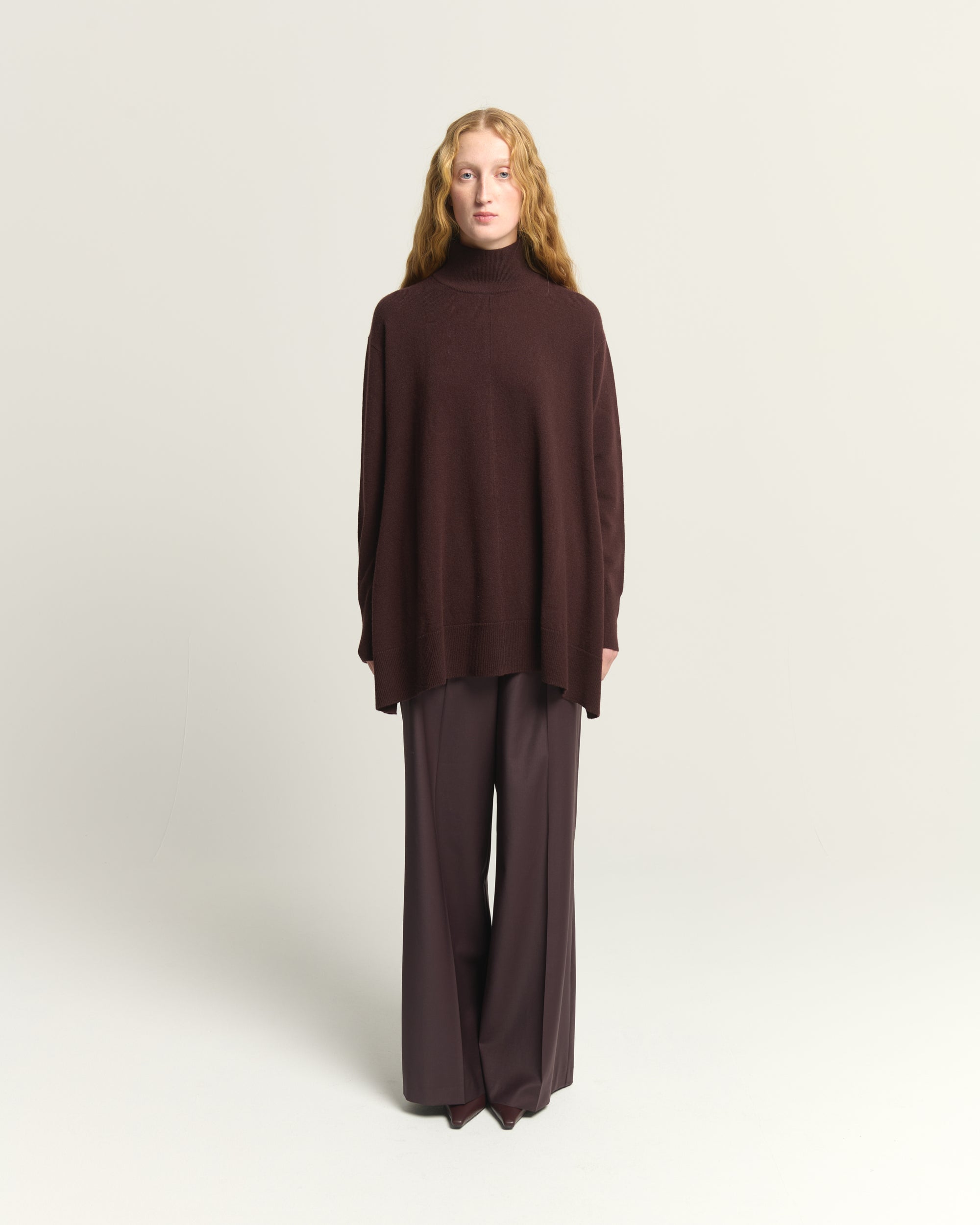 WIDE-LEG TROUSERS