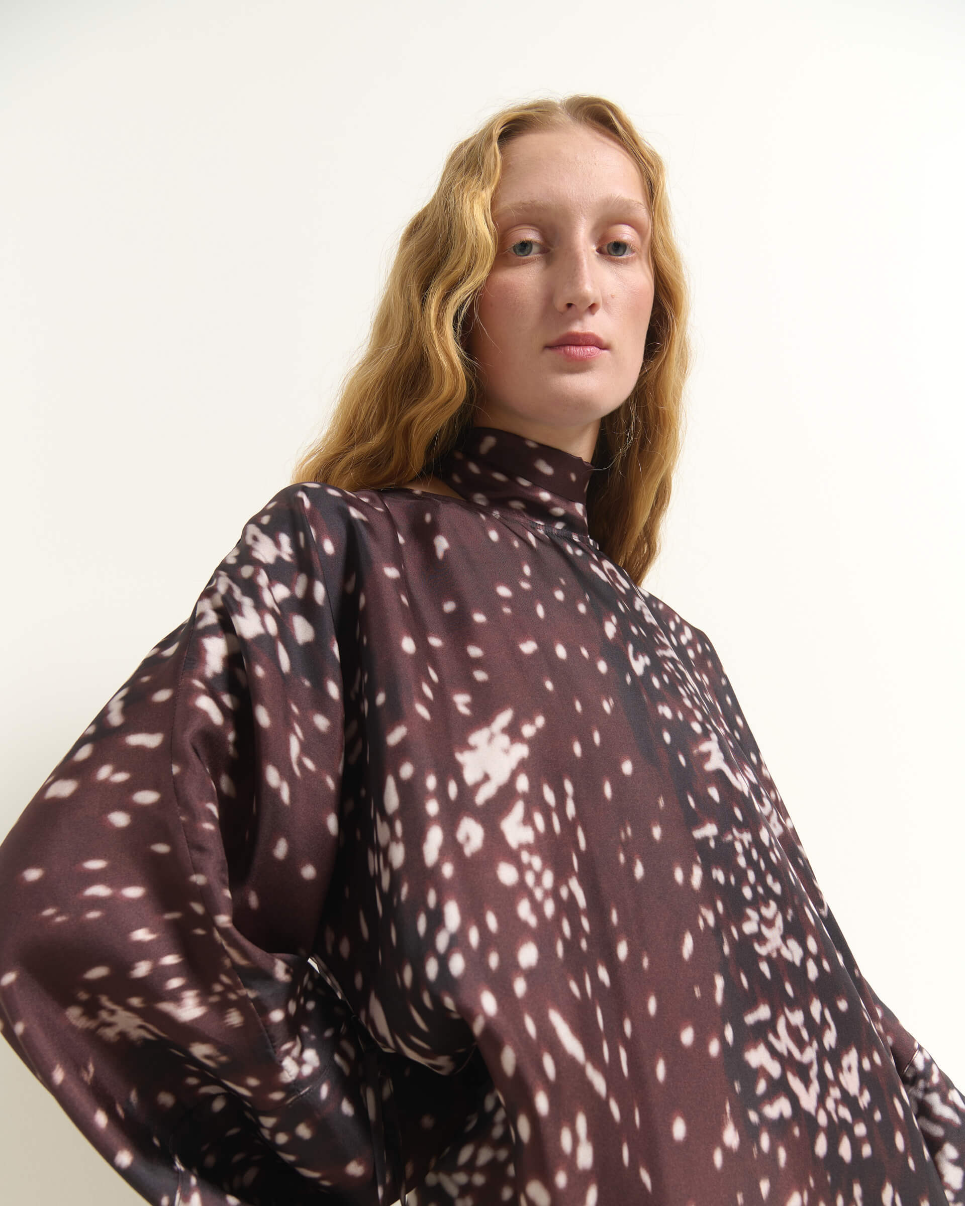 PRINTED SILK MIDI DRESS WITH BOW