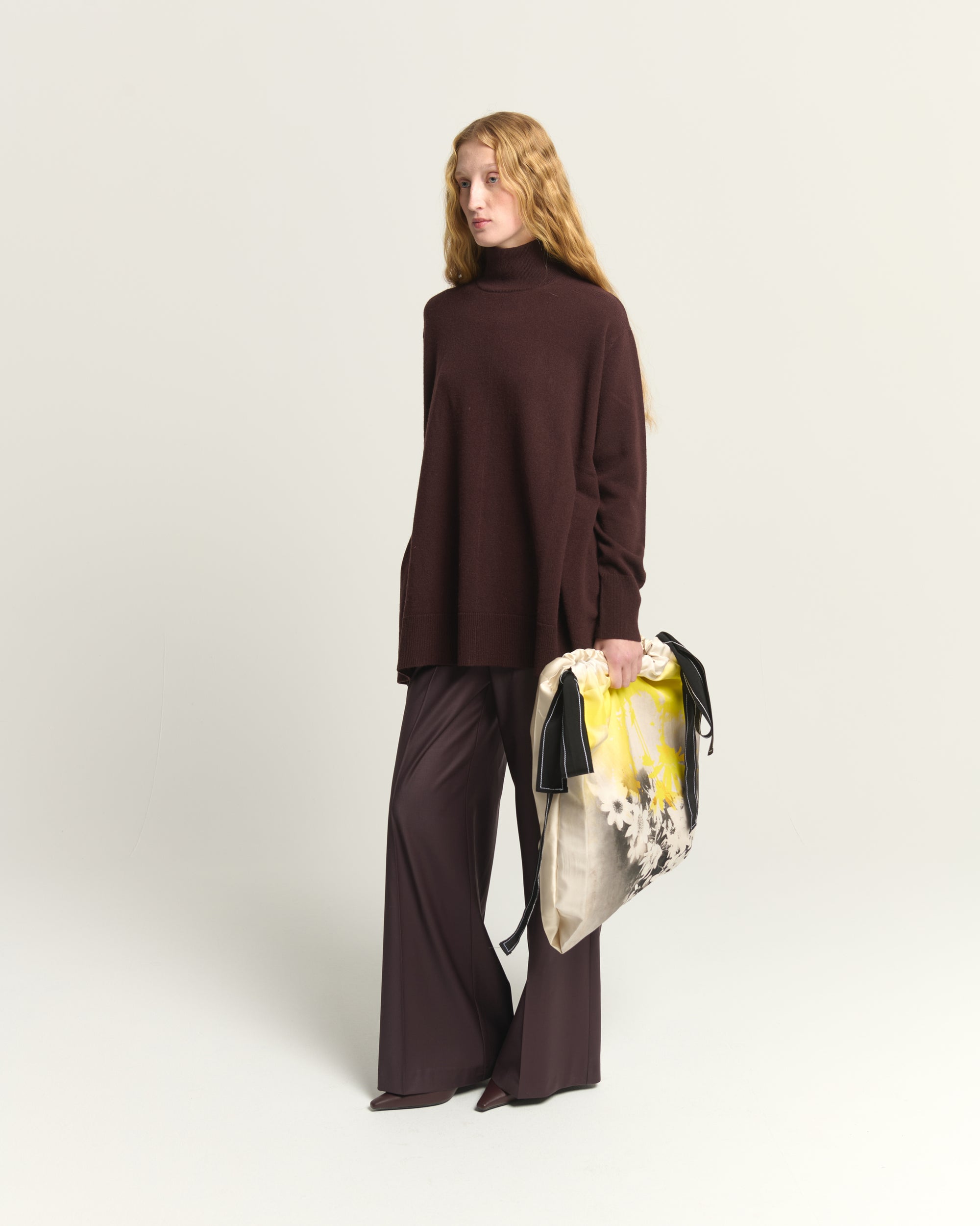 WIDE-LEG TROUSERS